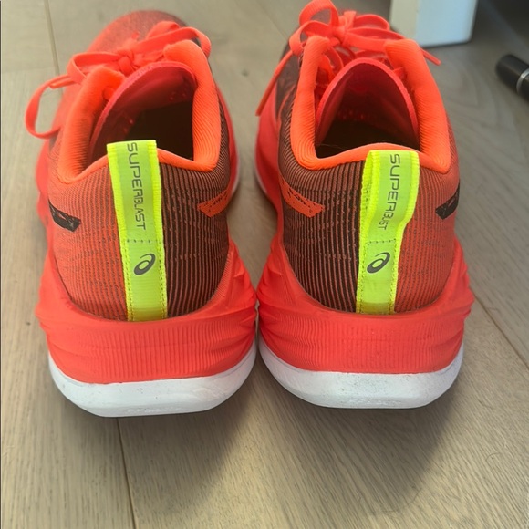 ASICS Superblast 1 - Picture 2 of 4